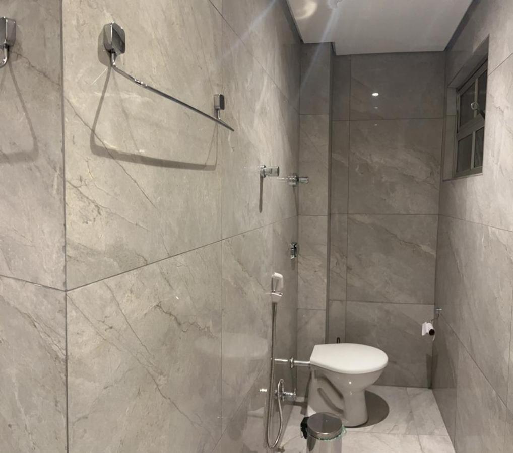 Apartamento Para Pessoas De Familia Ou A Negocio, Ap Lindo Aconchegante No Bras Proximo Igreja Mundial,Mercado Municipal, 25 De Marco, Templo Salomao, Metro Dom Pedro Ll, Bancos, Mercado E Etc São Paulo Eksteriør bilde